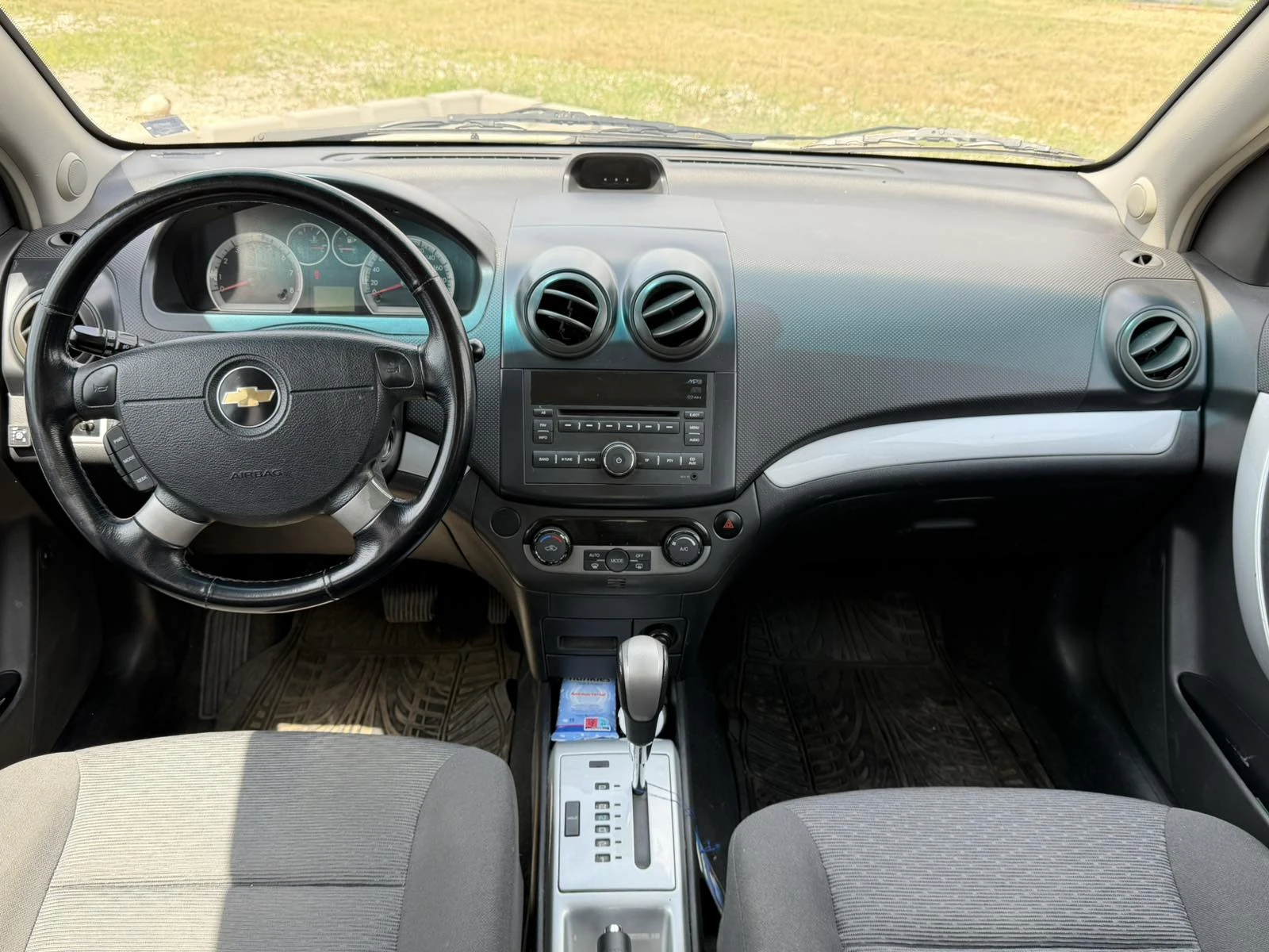 Chevrolet Aveo, снимка 8 - Автомобили и джипове - 54759525