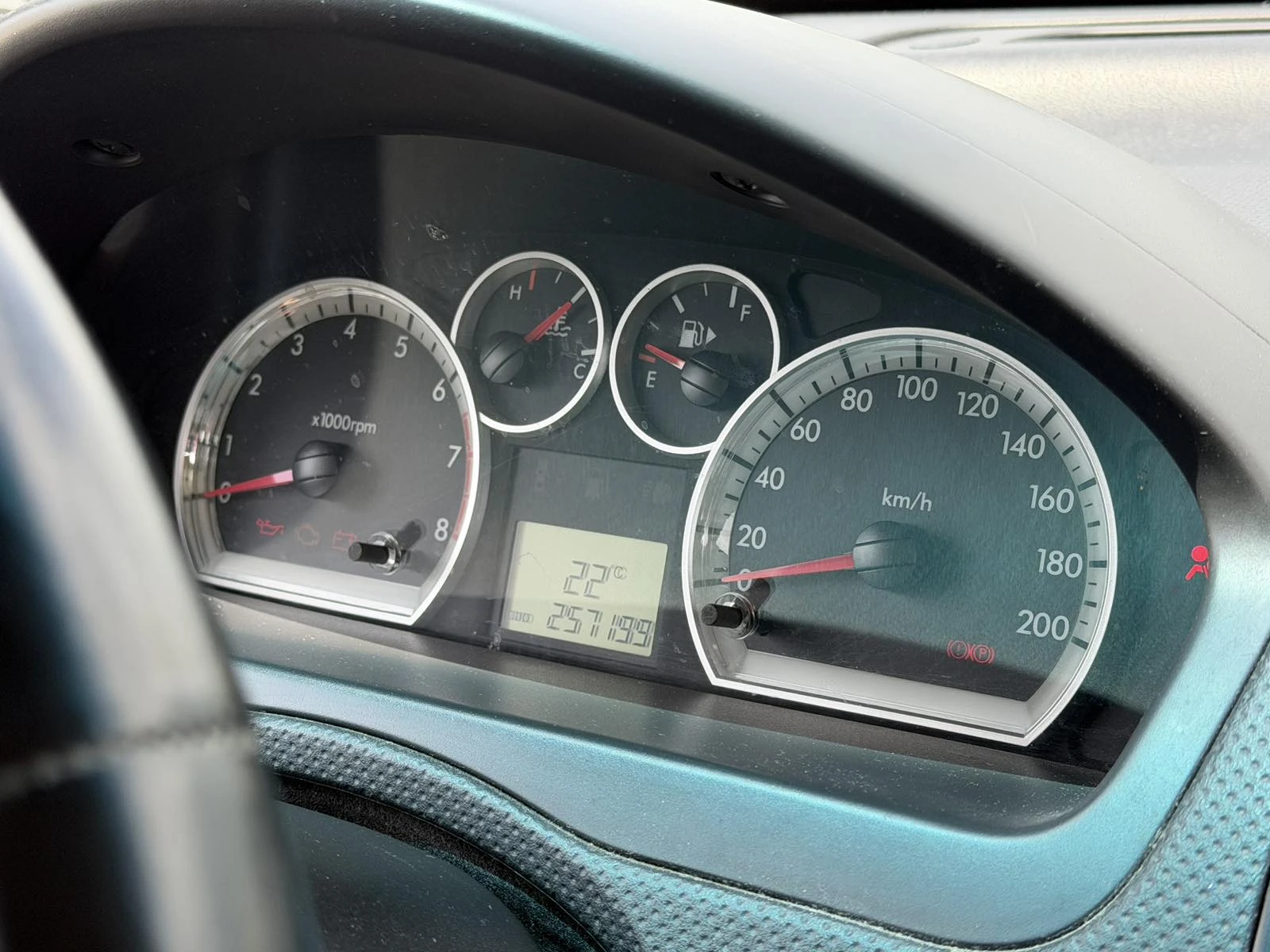 Chevrolet Aveo, снимка 11 - Автомобили и джипове - 54759525