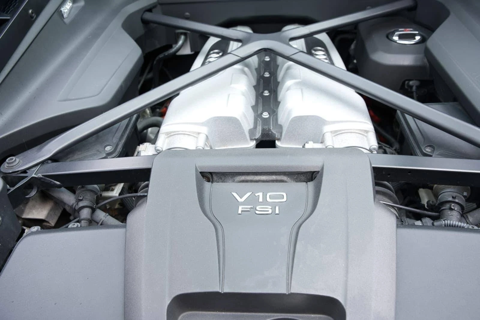 Audi R8 V10 PERFORMANCE CARBON CERAMIC B&O ������ 100% | Mobile.bg � ����������� 7