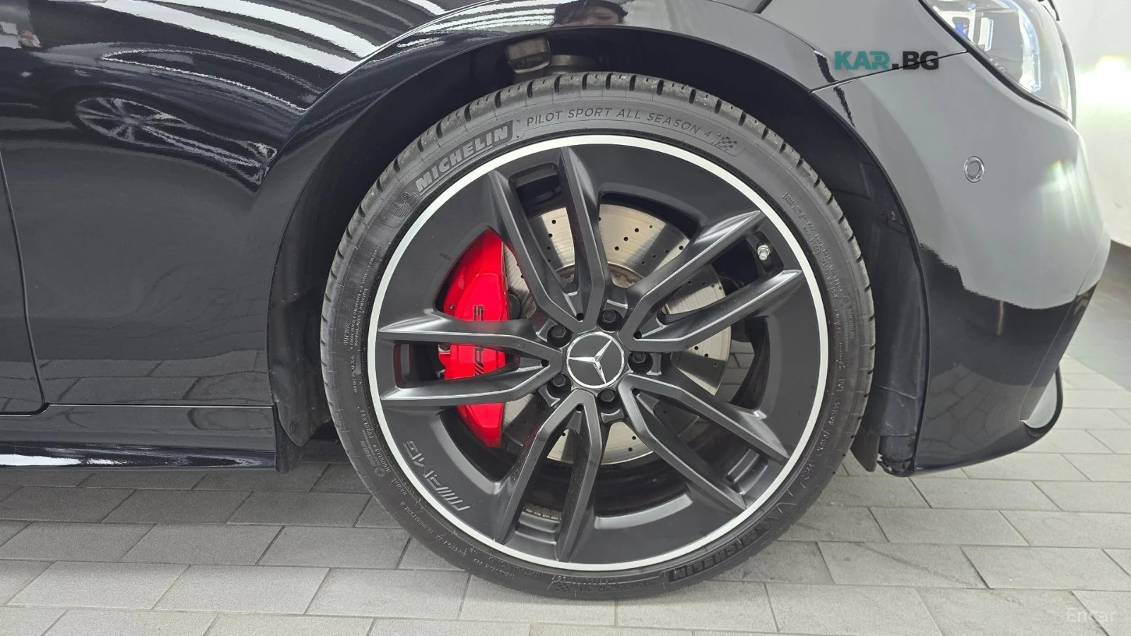 Mercedes-Benz E 53 AMG 4MATIC+ * КОЖА* ОБДУХВ* МАСАЖ* HUD* 360, снимка 17 - Автомобили и джипове - 55253839