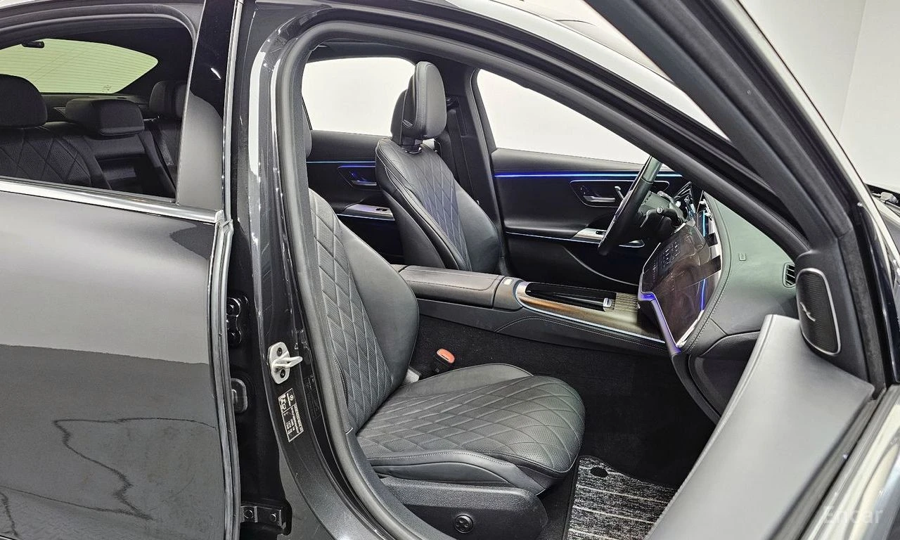 Mercedes-Benz E 450 AMG* LINE* 4MATIC* BURMESTER* ОБДУХВАНЕ* ДИСТРОНИК, снимка 14 - Автомобили и джипове - 55445971