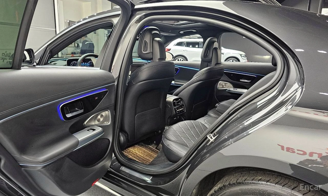 Mercedes-Benz E 450 AMG* LINE* 4MATIC* BURMESTER* ОБДУХВАНЕ* ДИСТРОНИК, снимка 15 - Автомобили и джипове - 55445971
