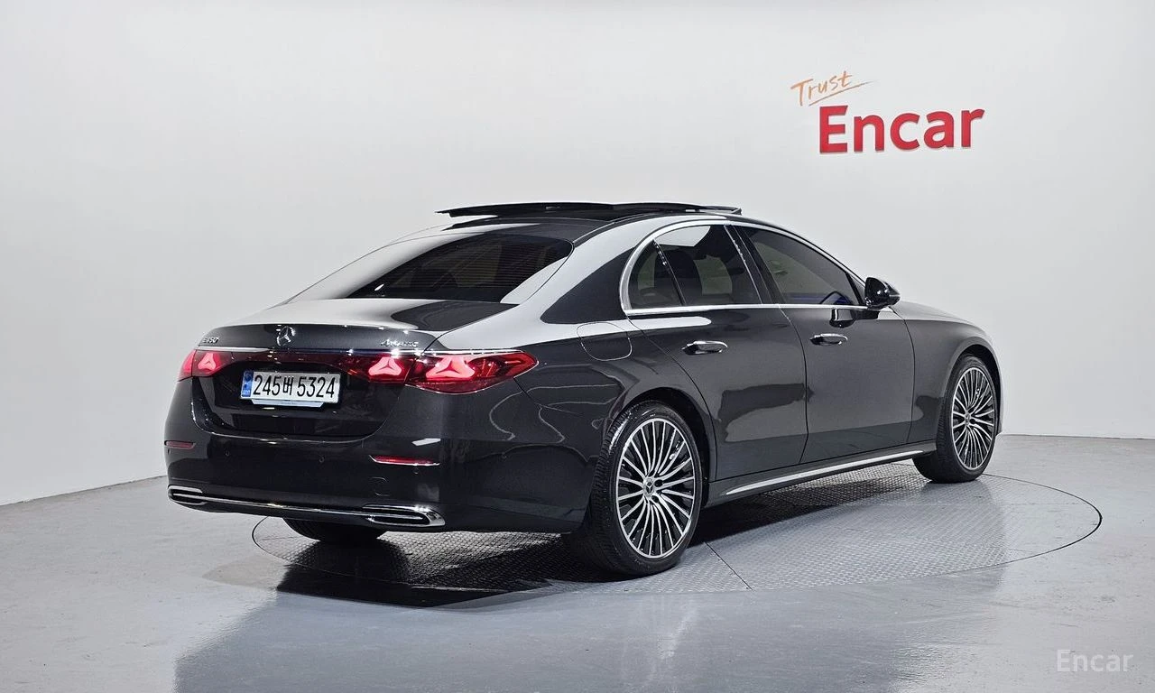 Mercedes-Benz E 450 AMG* LINE* 4MATIC* BURMESTER* ОБДУХВАНЕ* ДИСТРОНИК, снимка 2 - Автомобили и джипове - 55445971