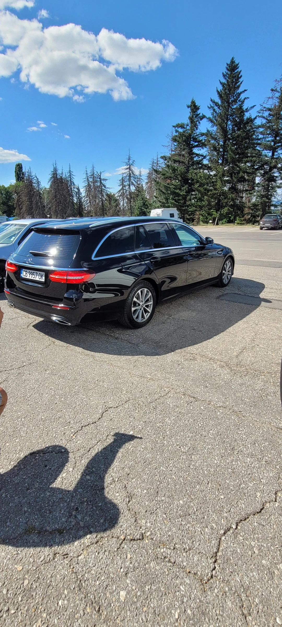 Mercedes-Benz E 220, снимка 5 - Автомобили и джипове - 55595682