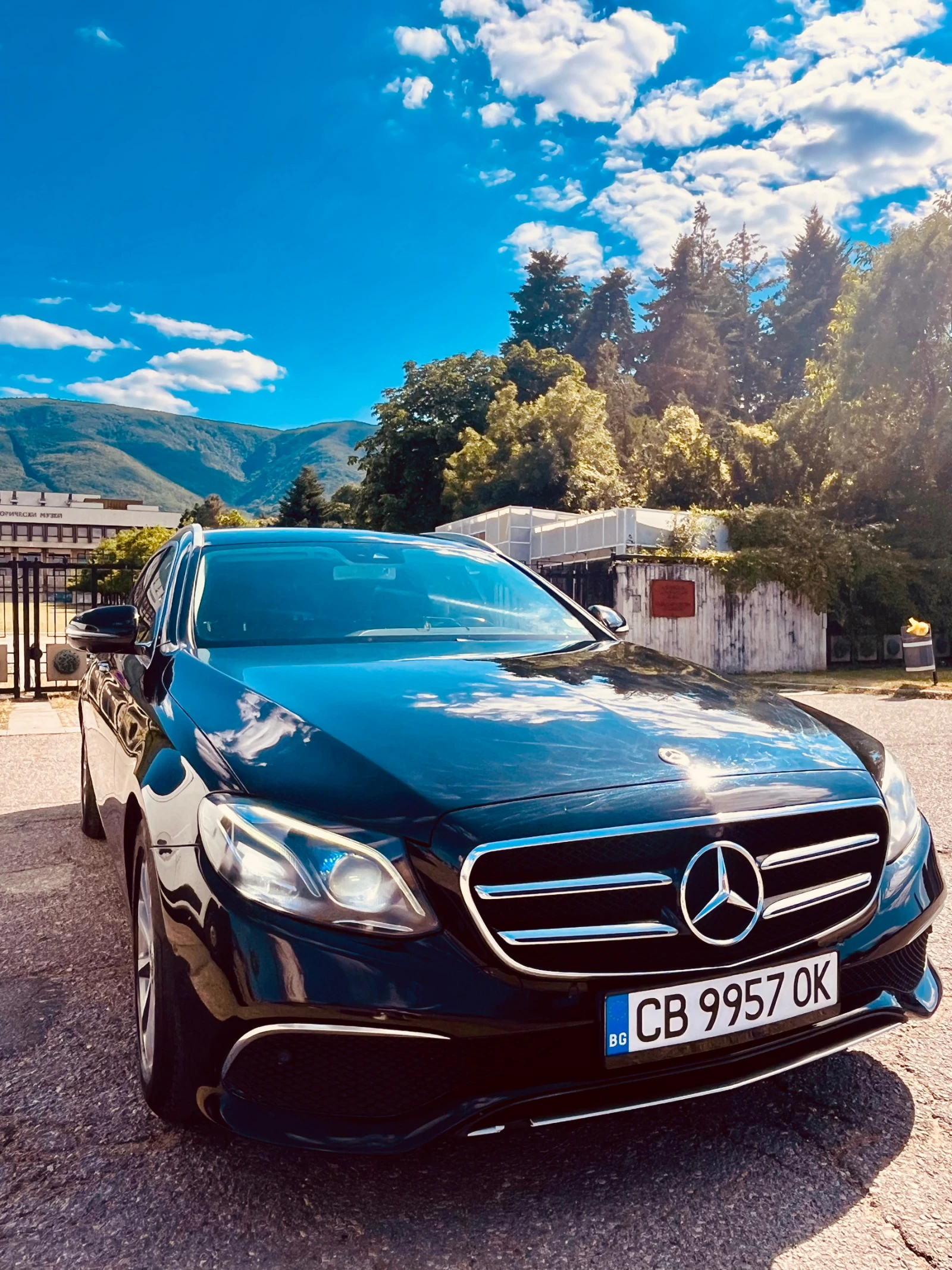 Mercedes-Benz E 220