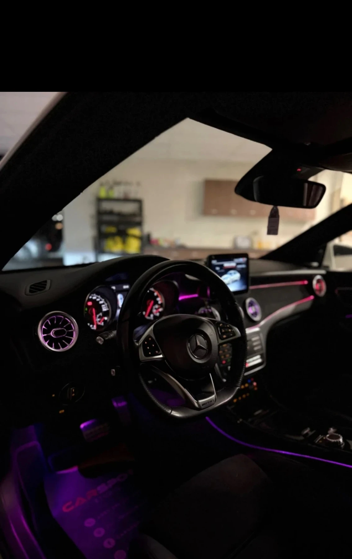 Mercedes-Benz CLA 220 AMG, снимка 10 - Автомобили и джипове - 55619690