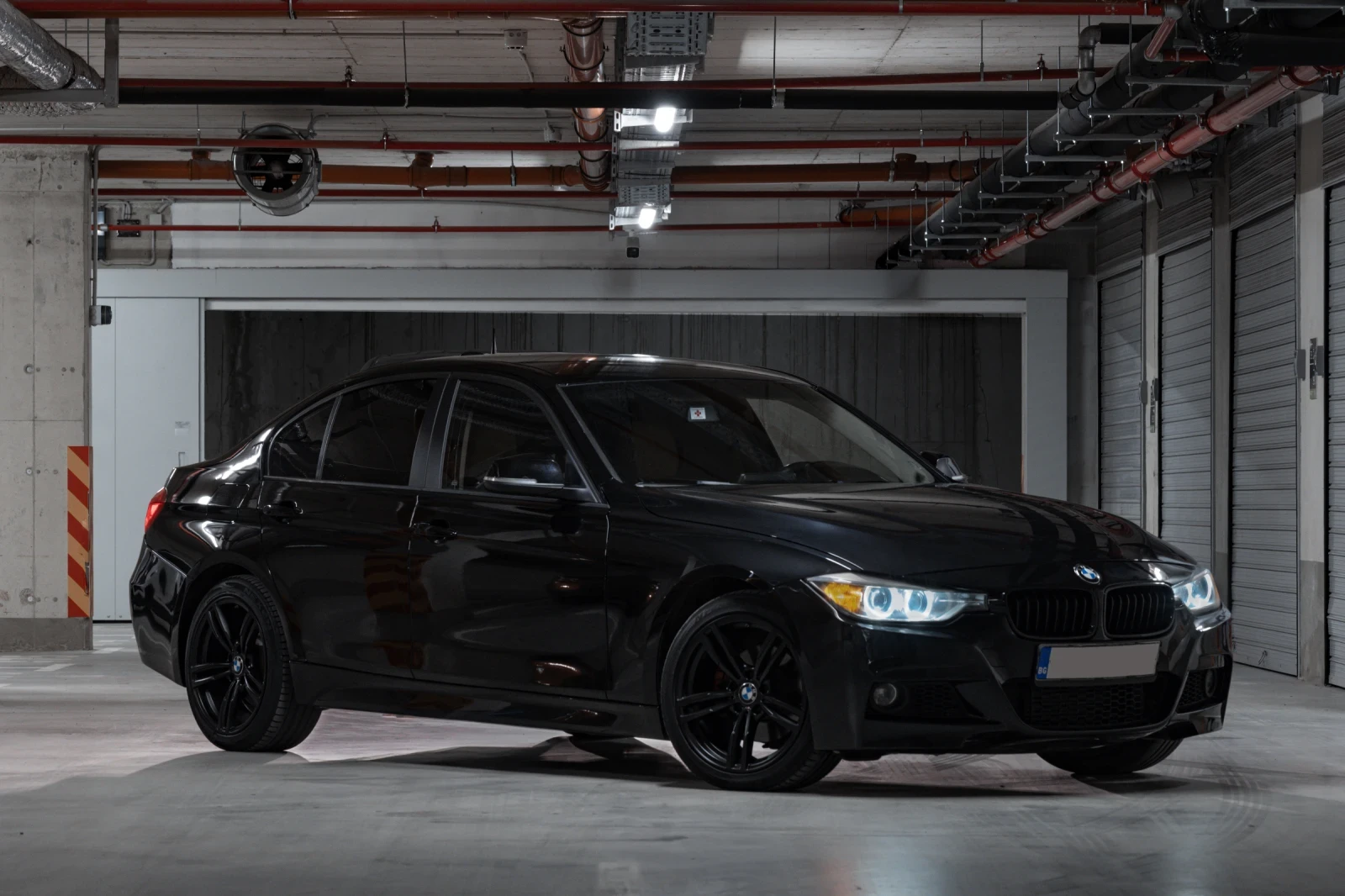 BMW 320 I  // X Drive // M Pack
