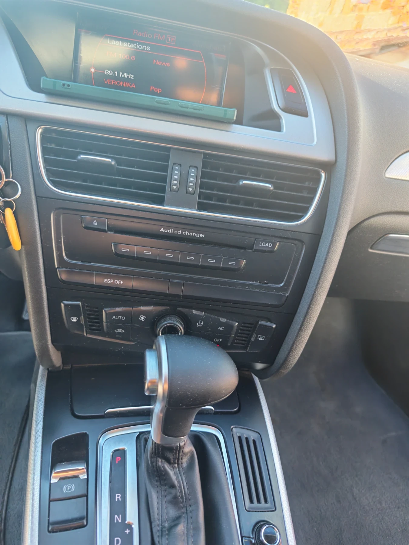 Audi A4 B8, снимка 9 - Автомобили и джипове - 55772375
