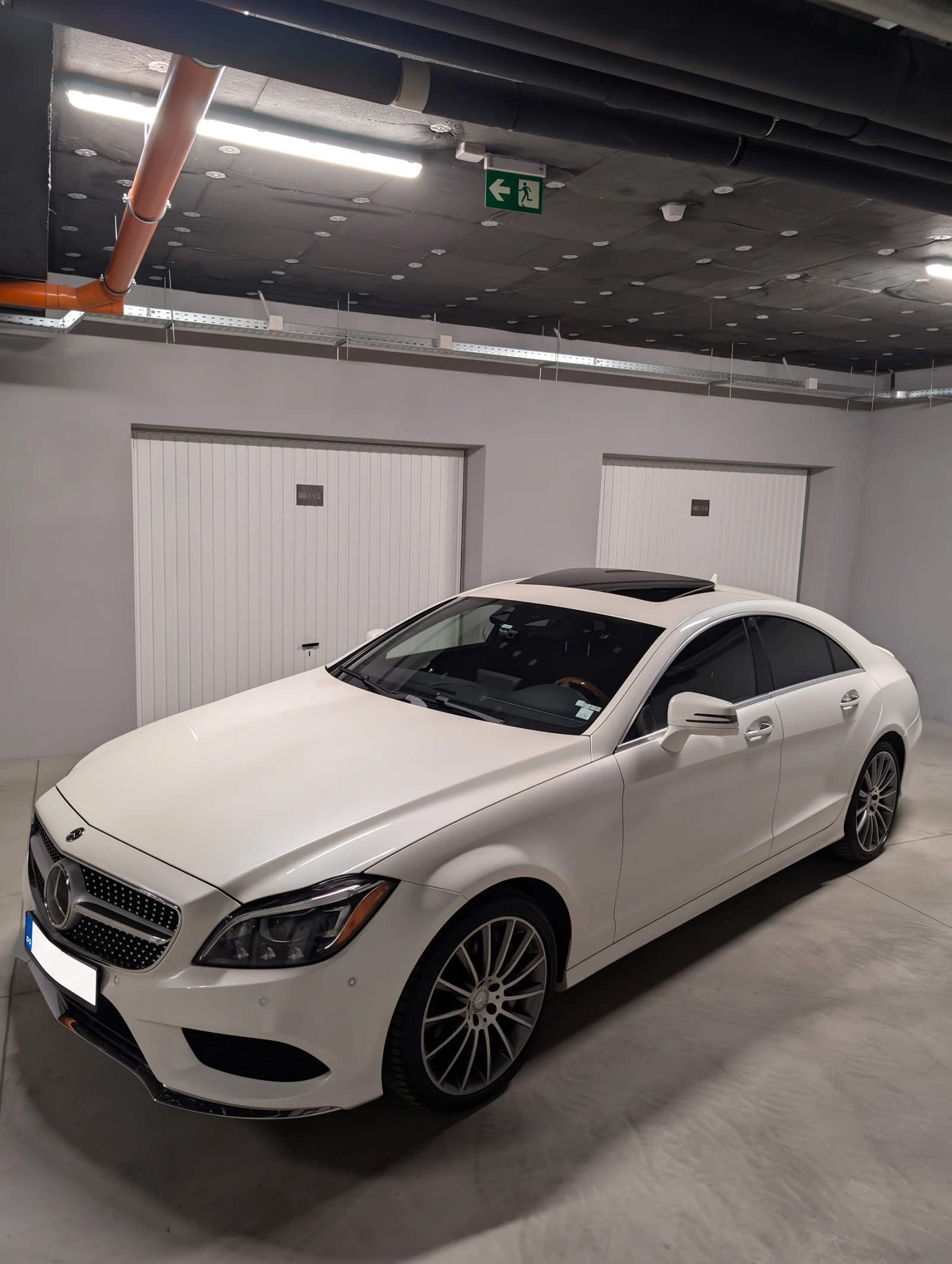 Mercedes-Benz CLS 550 RWD, снимка 3 - Автомобили и джипове - 56006988