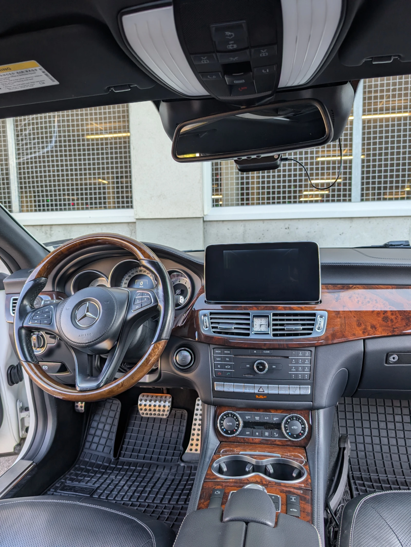 Mercedes-Benz CLS 550 RWD, снимка 10 - Автомобили и джипове - 56006988