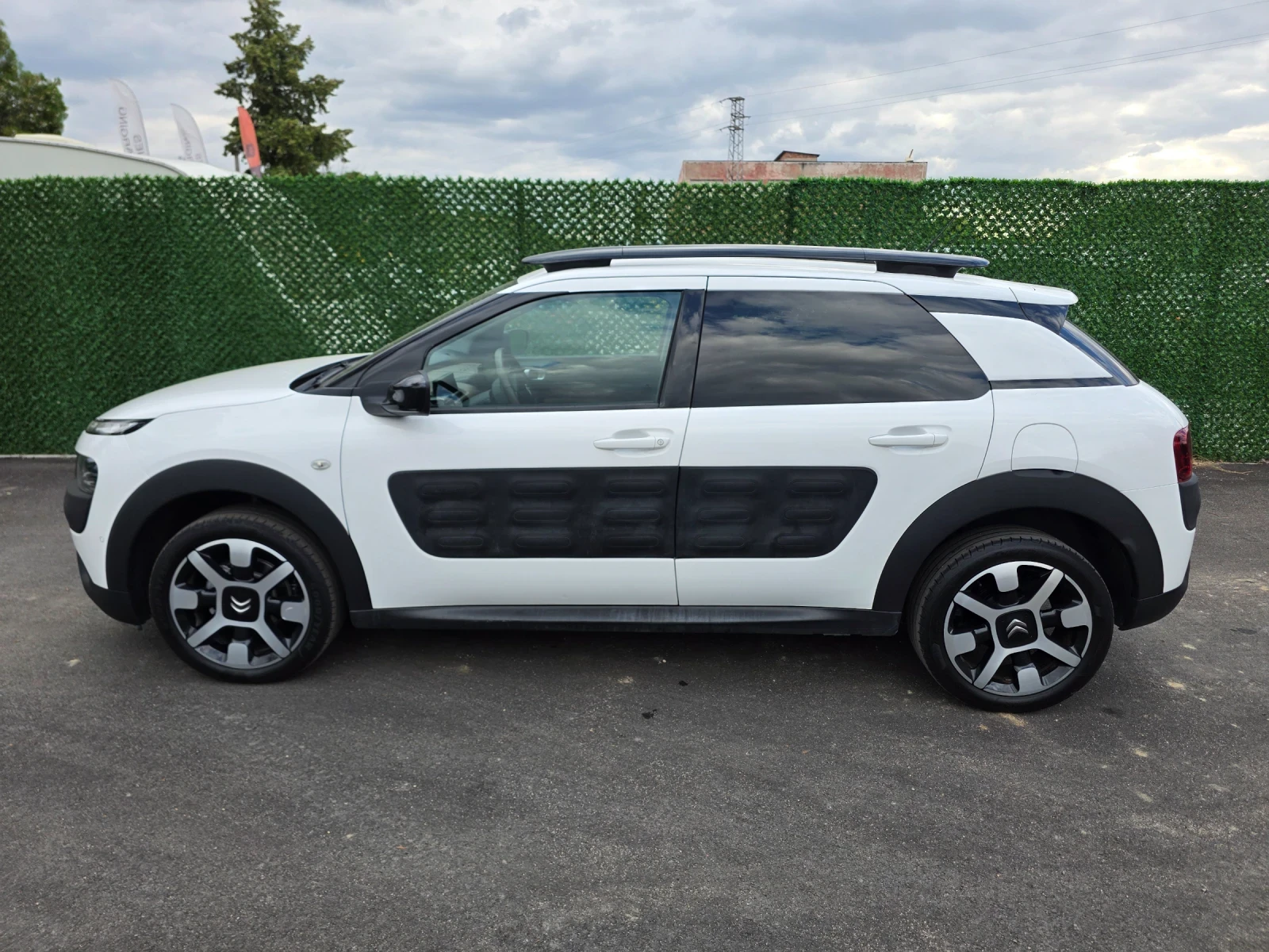 Citroen C4 Cactus 1.6e-hdi NAVI, снимка 2 - Автомобили и джипове - 56317997