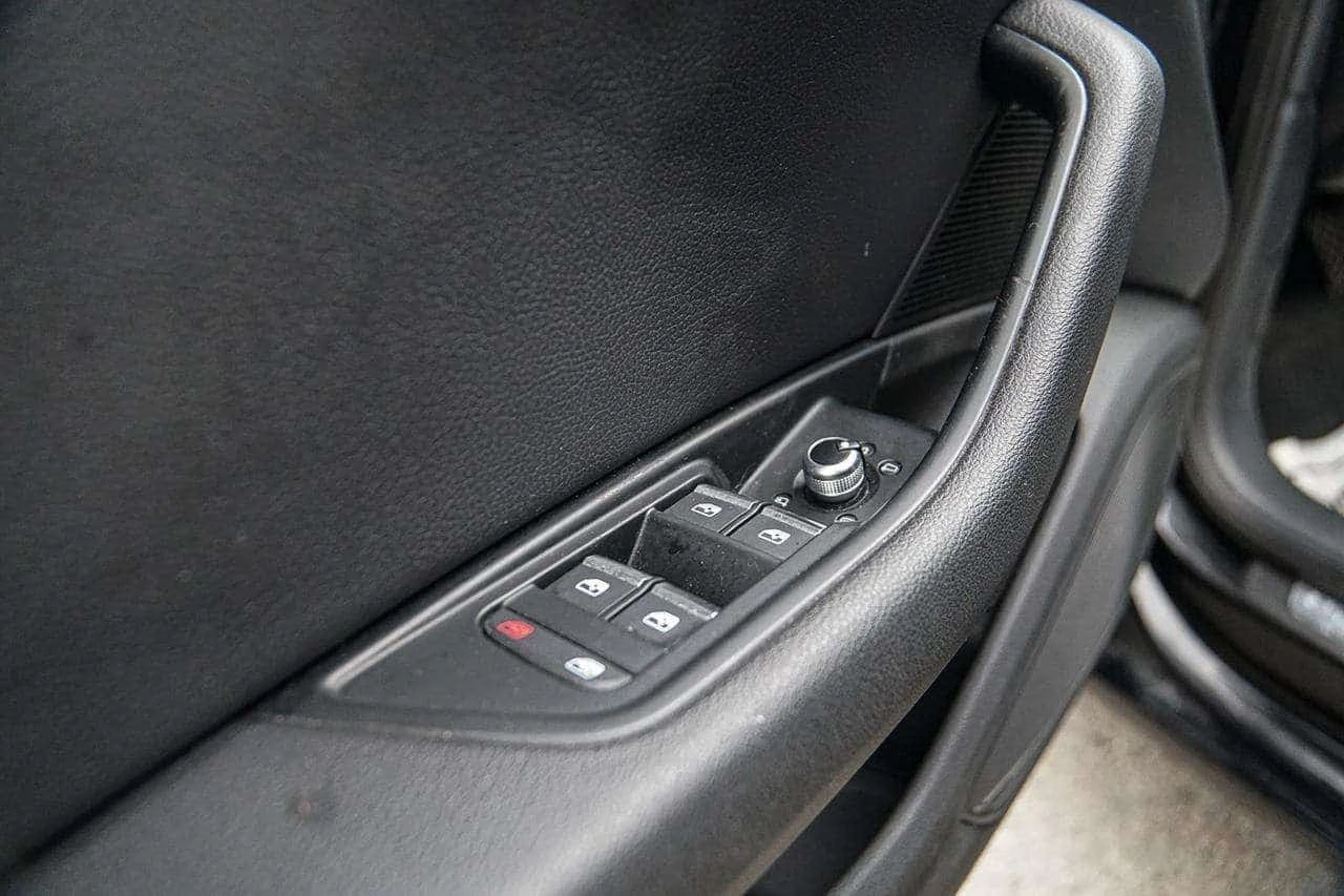 Audi A4 * 2.0 Technik QUATTRO| NAVI| CAM| SUNROOF| LDW| *  | Mobile.bg � ����������� 7