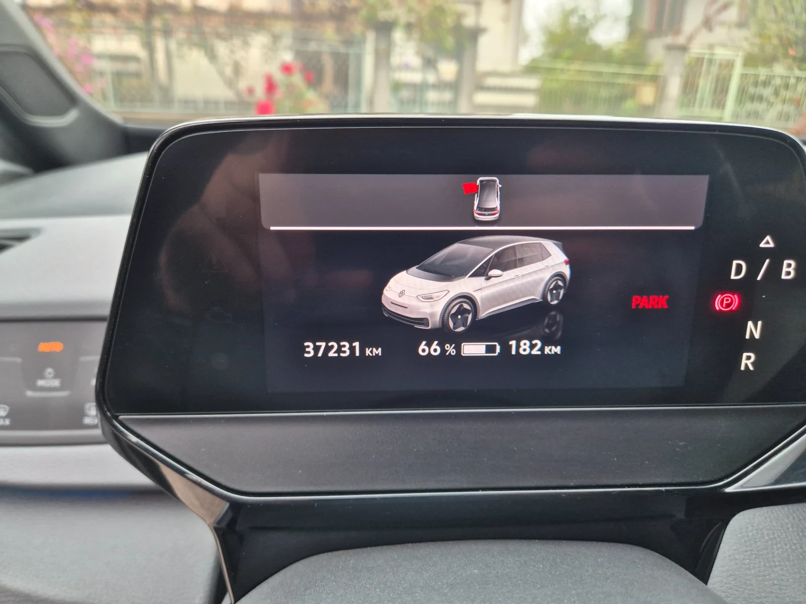 VW ID.3 Pure Performance City, снимка 9 - Автомобили и джипове - 56644732