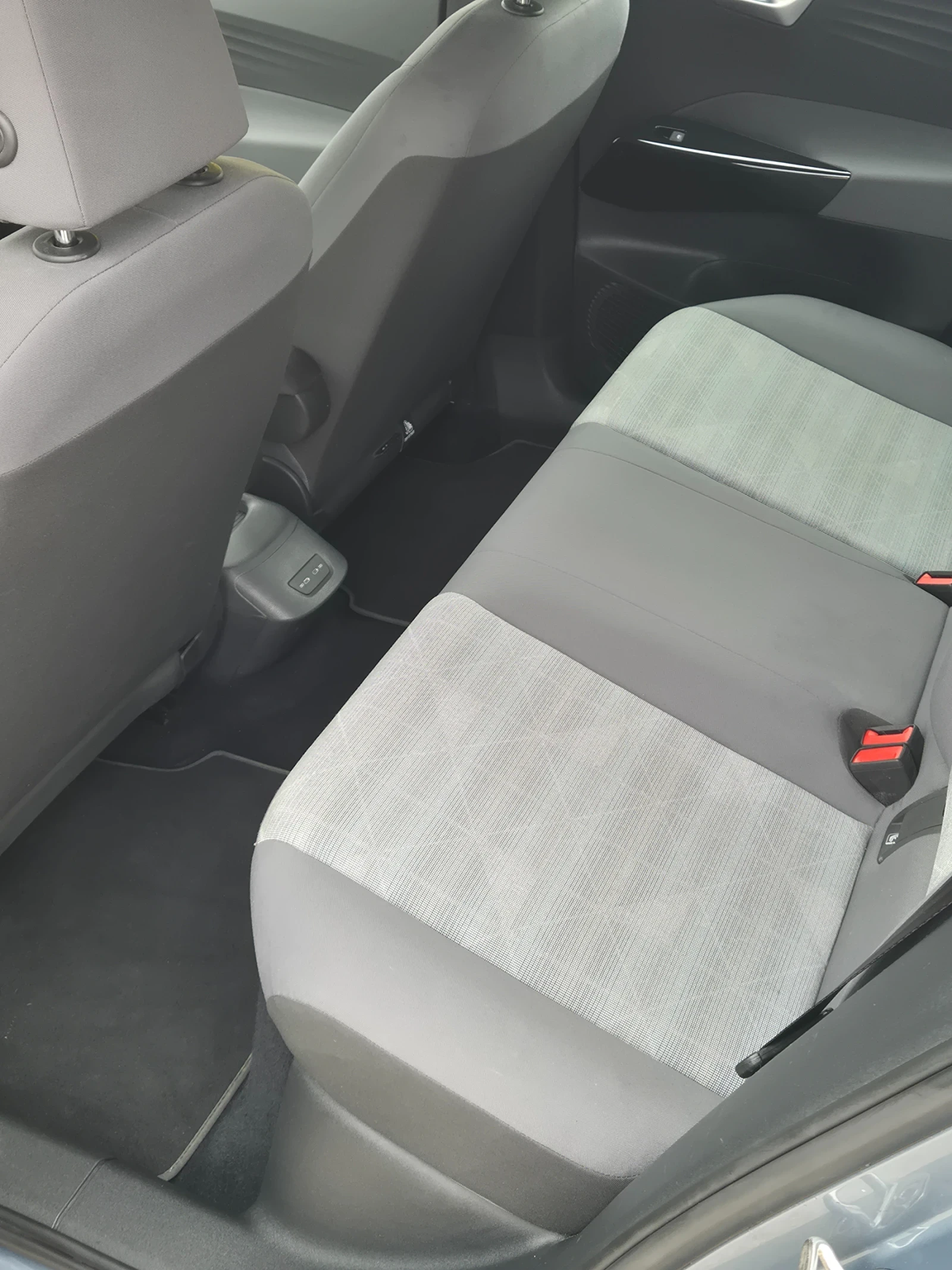 VW ID.3 Pure Performance City, снимка 8 - Автомобили и джипове - 56644732