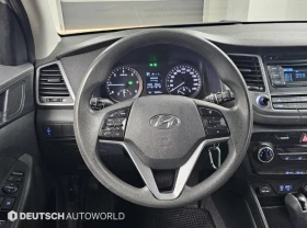 Hyundai Tucson 2.0 CRDI / АВТОМАТИК / СЕРВИЗНА ИСТОРИЯ !!!, снимка 9
