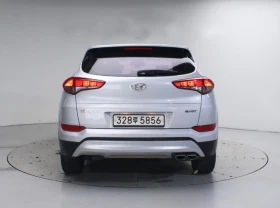 Hyundai Tucson 2.0 CRDI / АВТОМАТИК / СЕРВИЗНА ИСТОРИЯ !!!, снимка 4