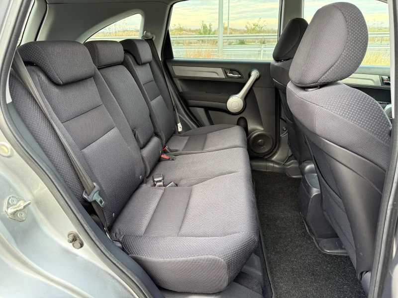 Honda Cr-v 2.0 i-VTEC / 4X4 / NAVIGATION / PODGREV / ГАРАНЦИЯ, снимка 12 - Автомобили и джипове - 52740327
