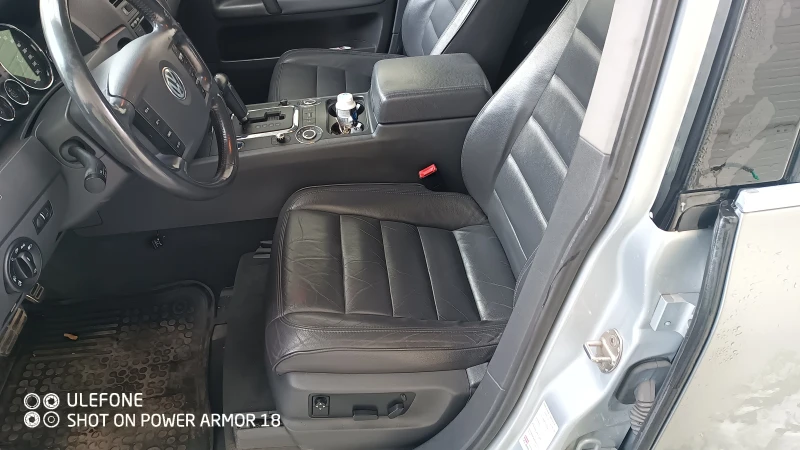 VW Touareg 4.2, снимка 8 - Автомобили и джипове - 53366020