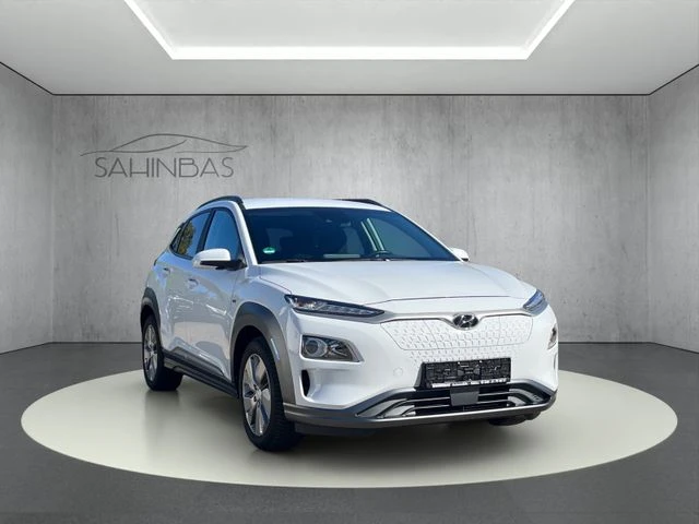Hyundai Kona НАЛИЧНА, снимка 2 - Автомобили и джипове - 53050630
