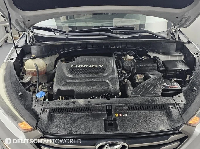 Hyundai Tucson 2.0 CRDI / АВТОМАТИК / СЕРВИЗНА ИСТОРИЯ !!!, снимка 16 - Автомобили и джипове - 53430567