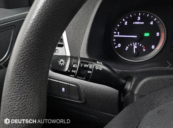 Hyundai Tucson 2.0 CRDI / АВТОМАТИК / СЕРВИЗНА ИСТОРИЯ !!!, снимка 12 - Автомобили и джипове - 53430567