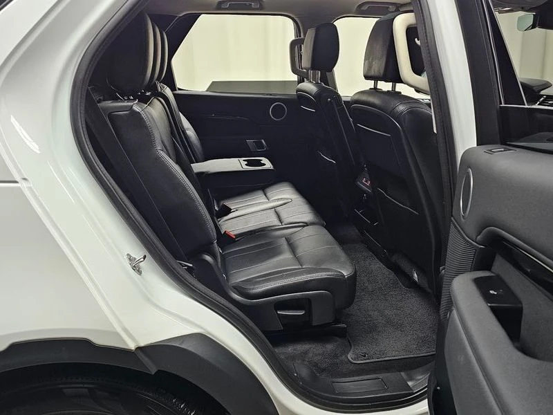 Land Rover Discovery 2.0 204dt Automatic, снимка 11 - Автомобили и джипове - 55845903