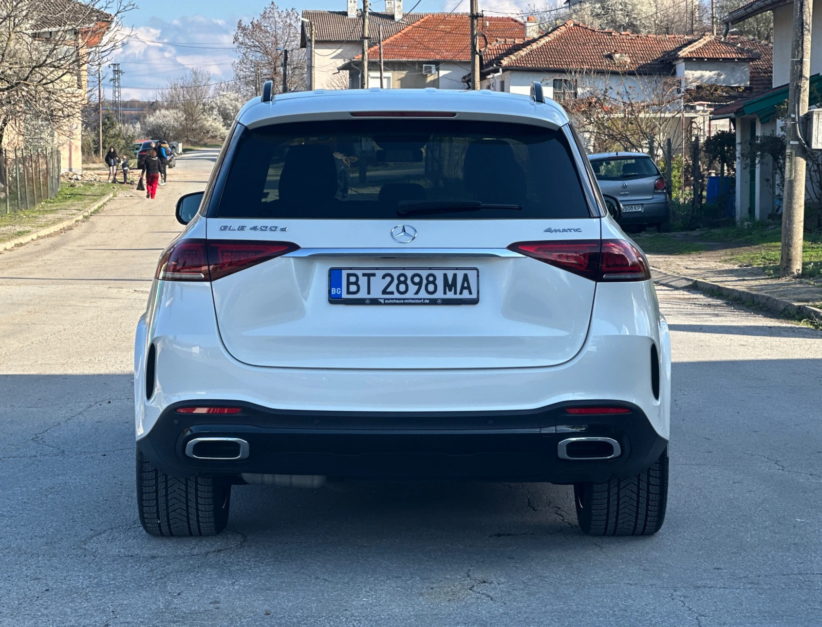 Mercedes-Benz GLE 400 4 MATIC* PREMIUM PLUS PACKET* AMG-Line - изображение 4