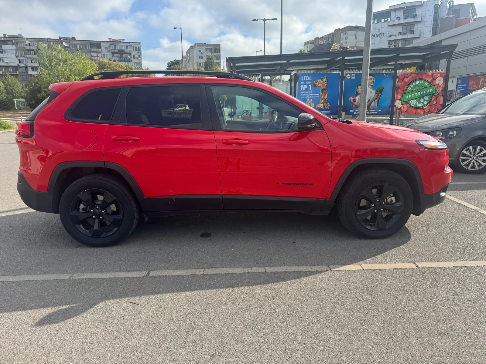 Jeep Cherokee Limited / 4 x 4 - изображение 8