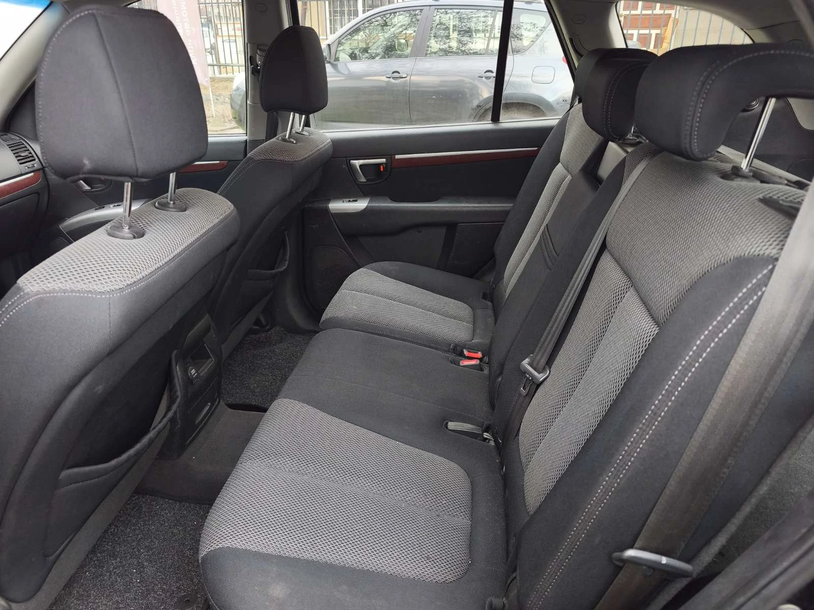 Hyundai Santa fe 2.2 CRDI 4X4 - изображение 9