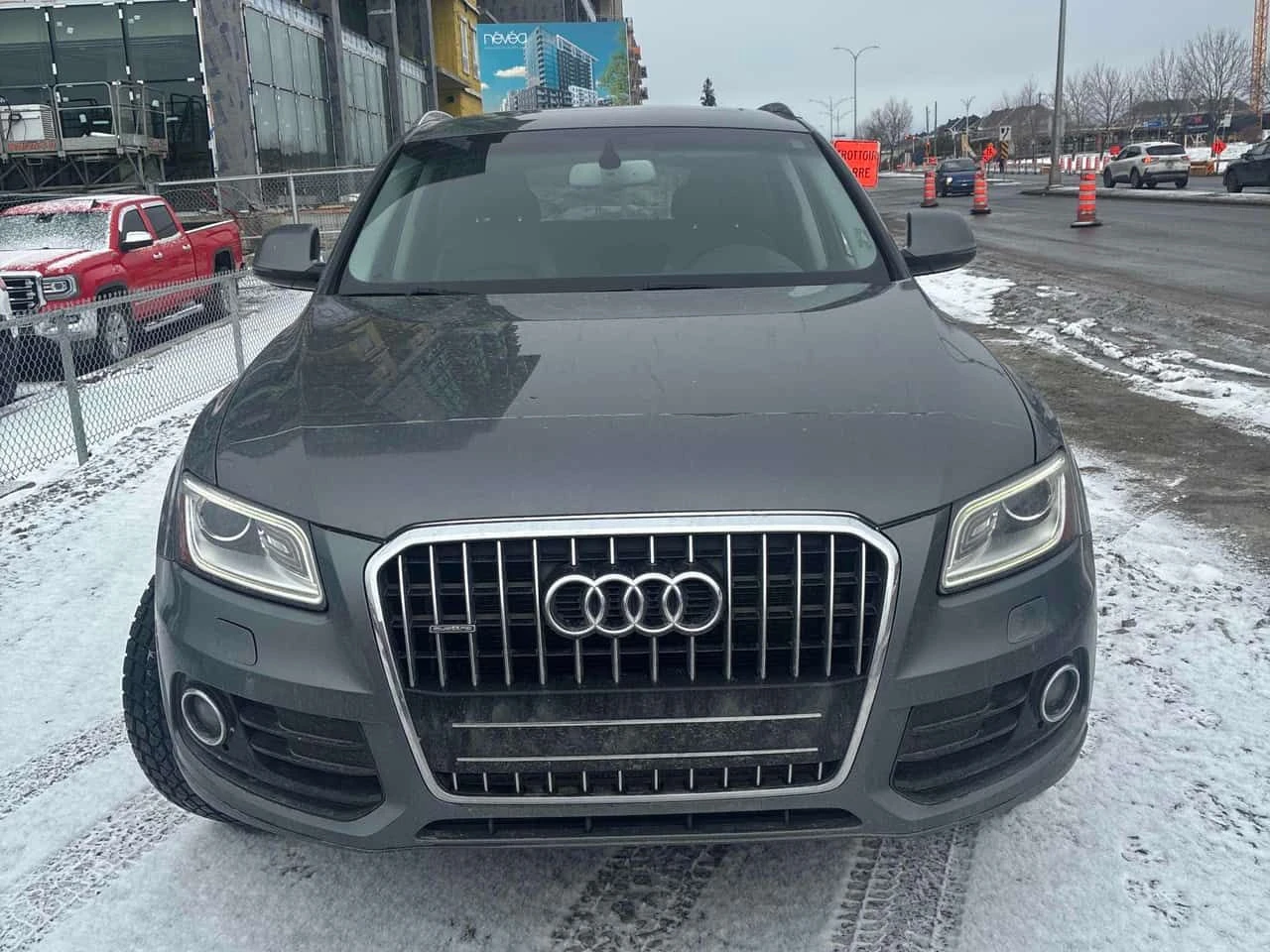 Audi Q5 * 3.0L TDI Progressiv * CARFAX * ЦЕНА ДО БГ, снимка 2 - Автомобили и джипове - 53995393