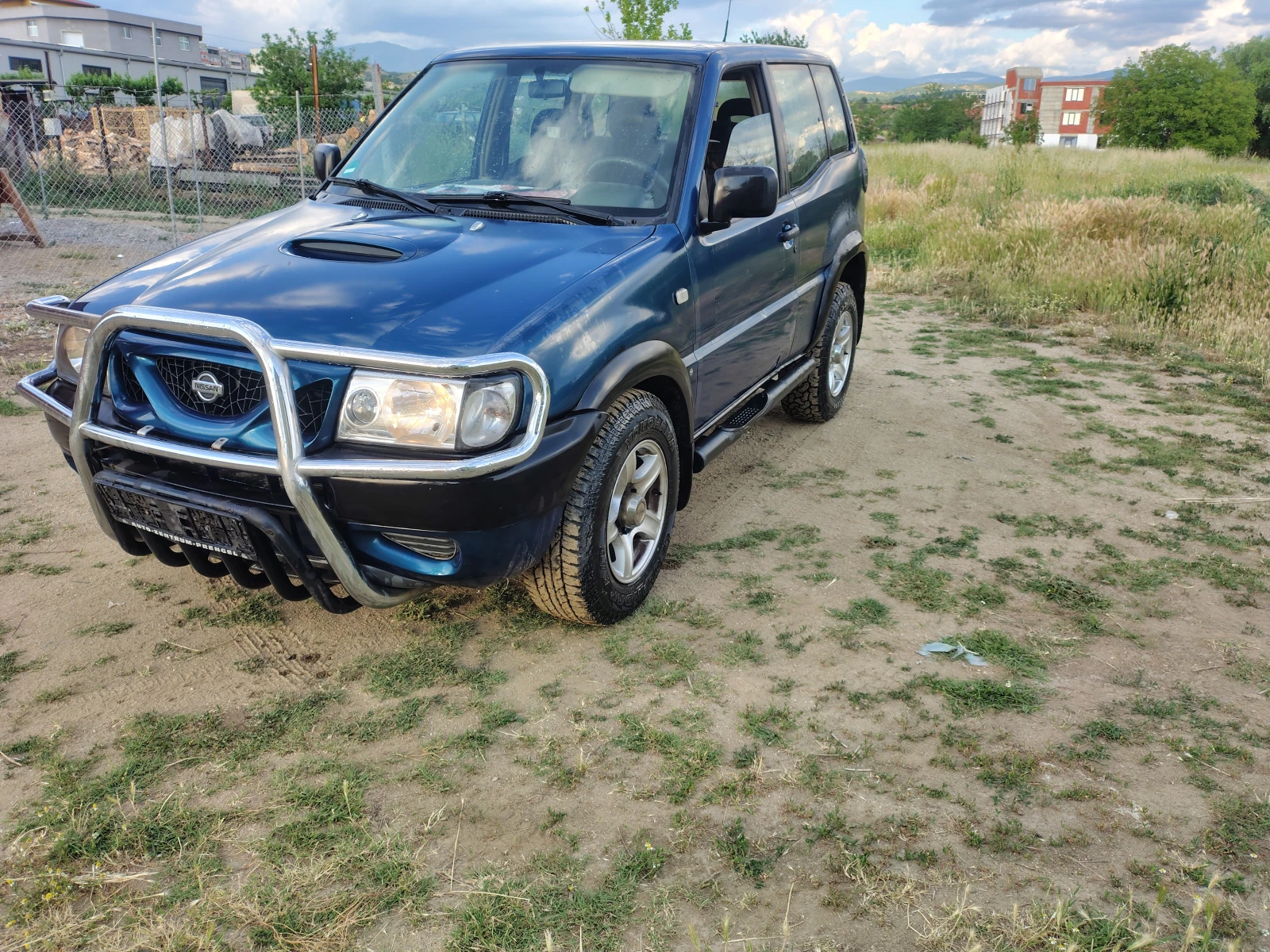 Nissan Terrano Бензин 4x4, снимка 2 - Автомобили и джипове - 55055452