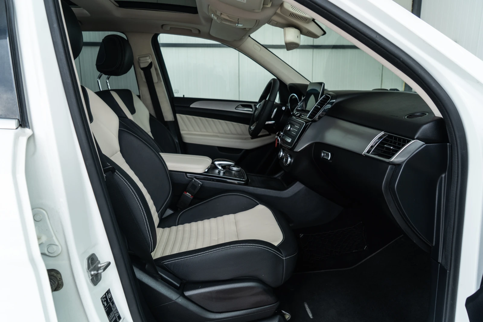 Mercedes-Benz GLE 350 D = V6 = 4MATIC = 2017 = ГАРАНЦИЯ = ЛИЗИНГ, снимка 11 - Автомобили и джипове - 55168296