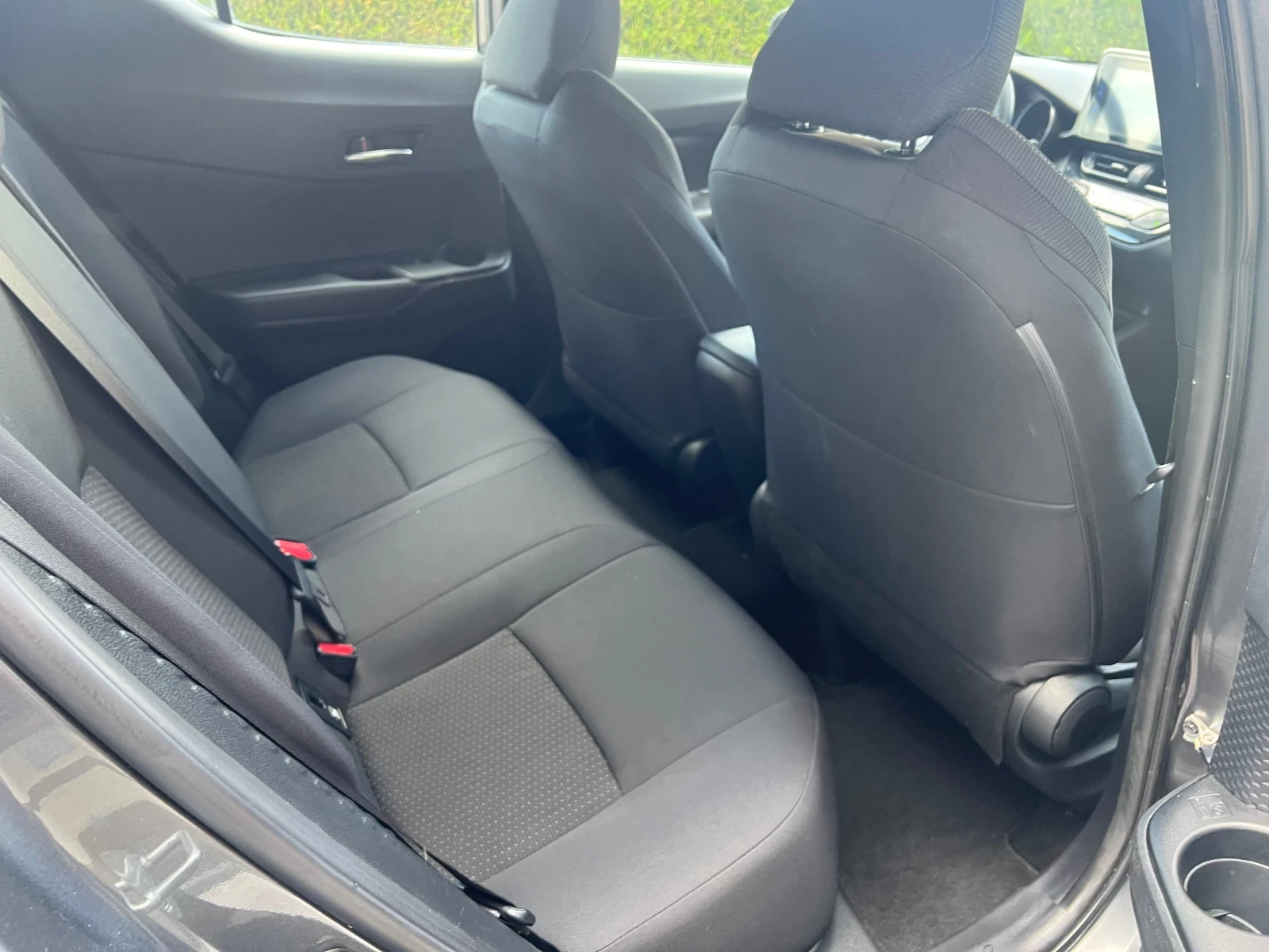 Toyota C-HR 1.2 Turbo AWD, снимка 13 - Автомобили и джипове - 55229234