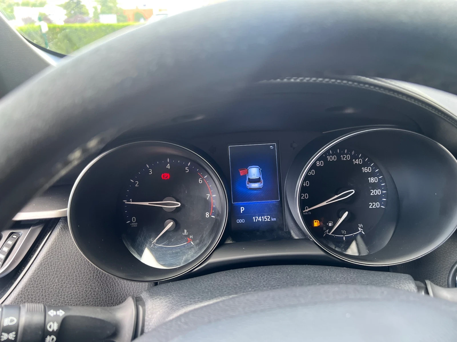 Toyota C-HR 1.2 Turbo AWD, снимка 12 - Автомобили и джипове - 55229234