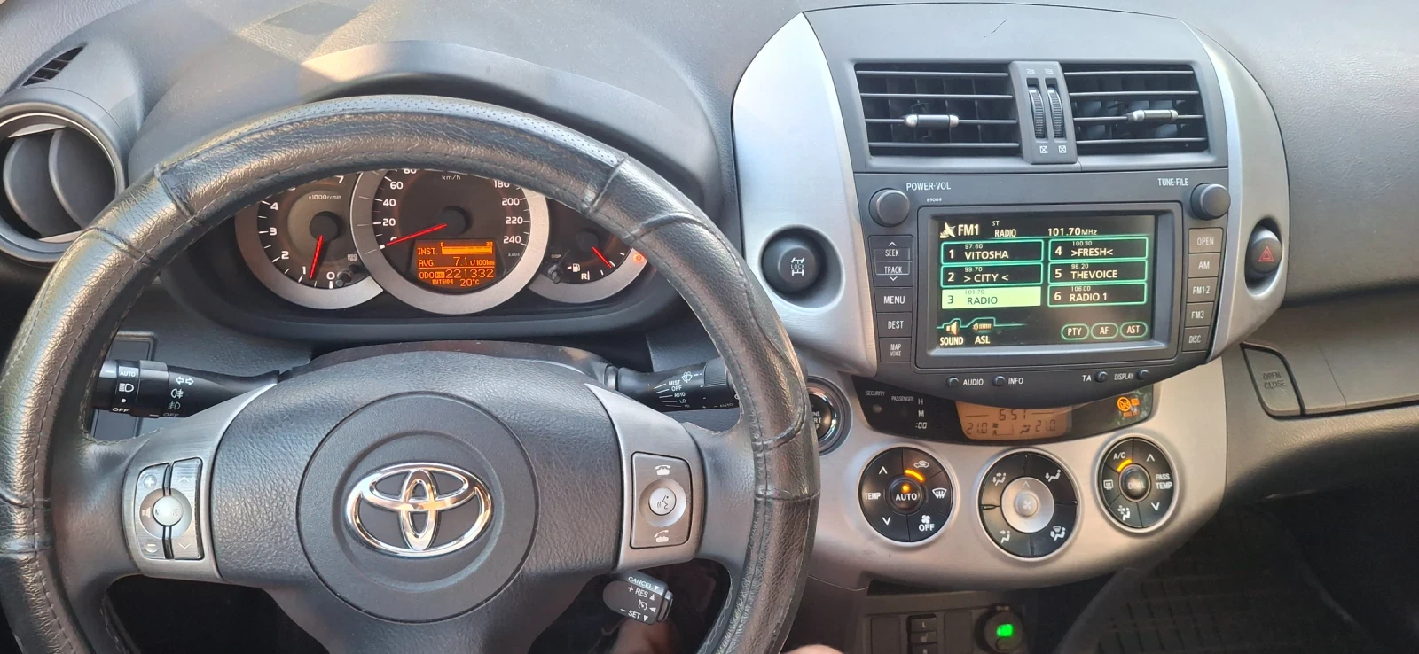 Toyota Rav4, снимка 2 - Автомобили и джипове - 55683399