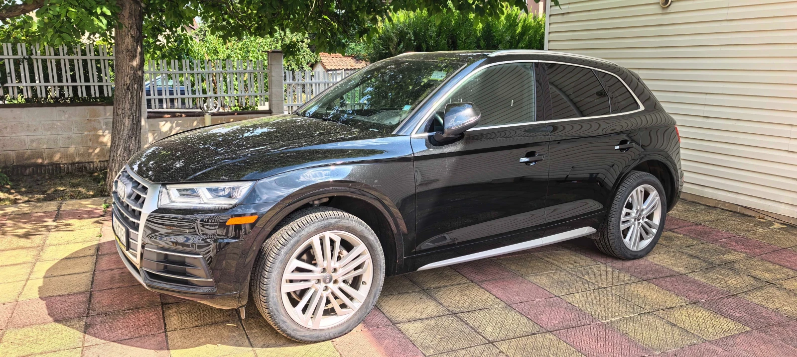 Audi Q5, снимка 2 - Автомобили и джипове - 55824360