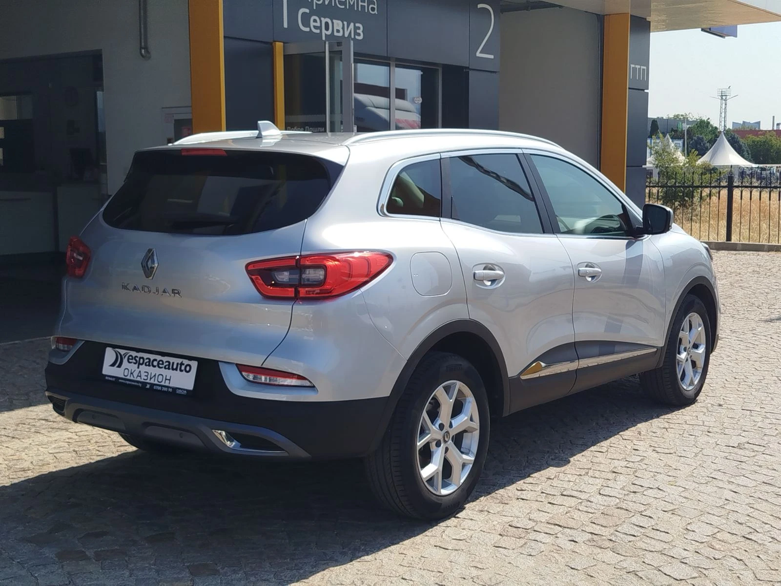 Renault Kadjar 1.3 TCe/160 к.с., снимка 5 - Автомобили и джипове - 55920416