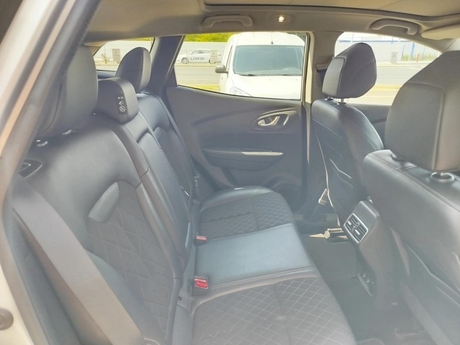 Renault Kadjar 1.3 TCe/160 к.с., снимка 17 - Автомобили и джипове - 55920416