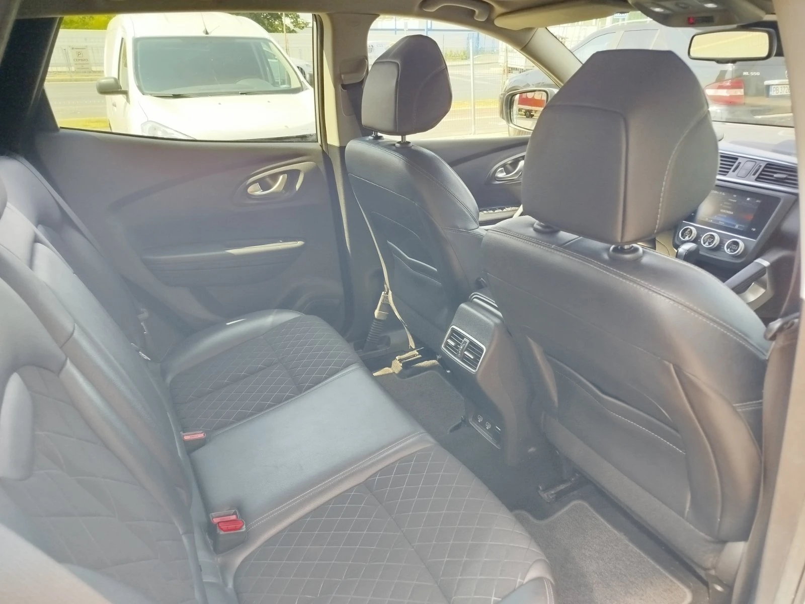Renault Kadjar 1.3 TCe/160 к.с., снимка 16 - Автомобили и джипове - 55920416