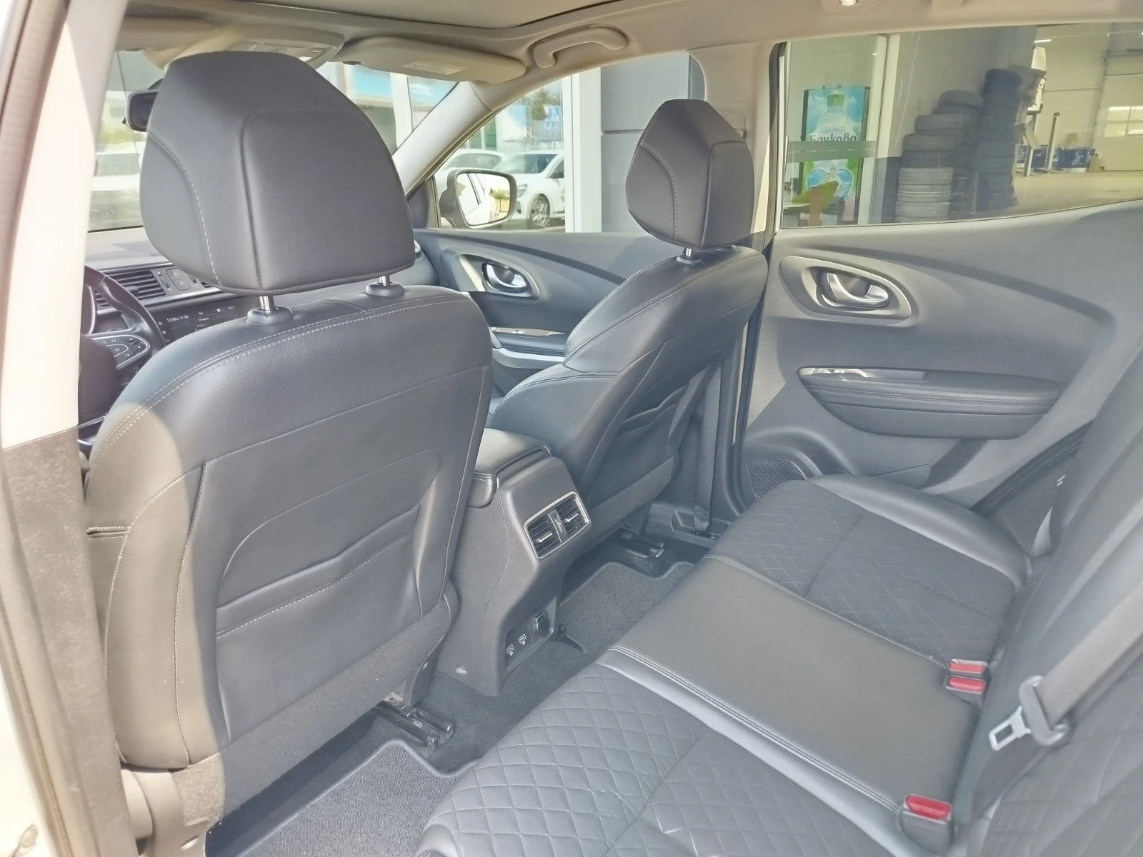 Renault Kadjar 1.3 TCe/160 к.с., снимка 14 - Автомобили и джипове - 55920416