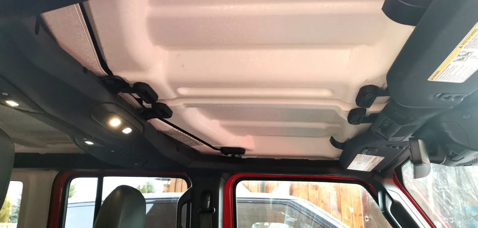 Jeep Wrangler SAHARA 4xe Plug-in, снимка 12 - Автомобили и джипове - 55966151