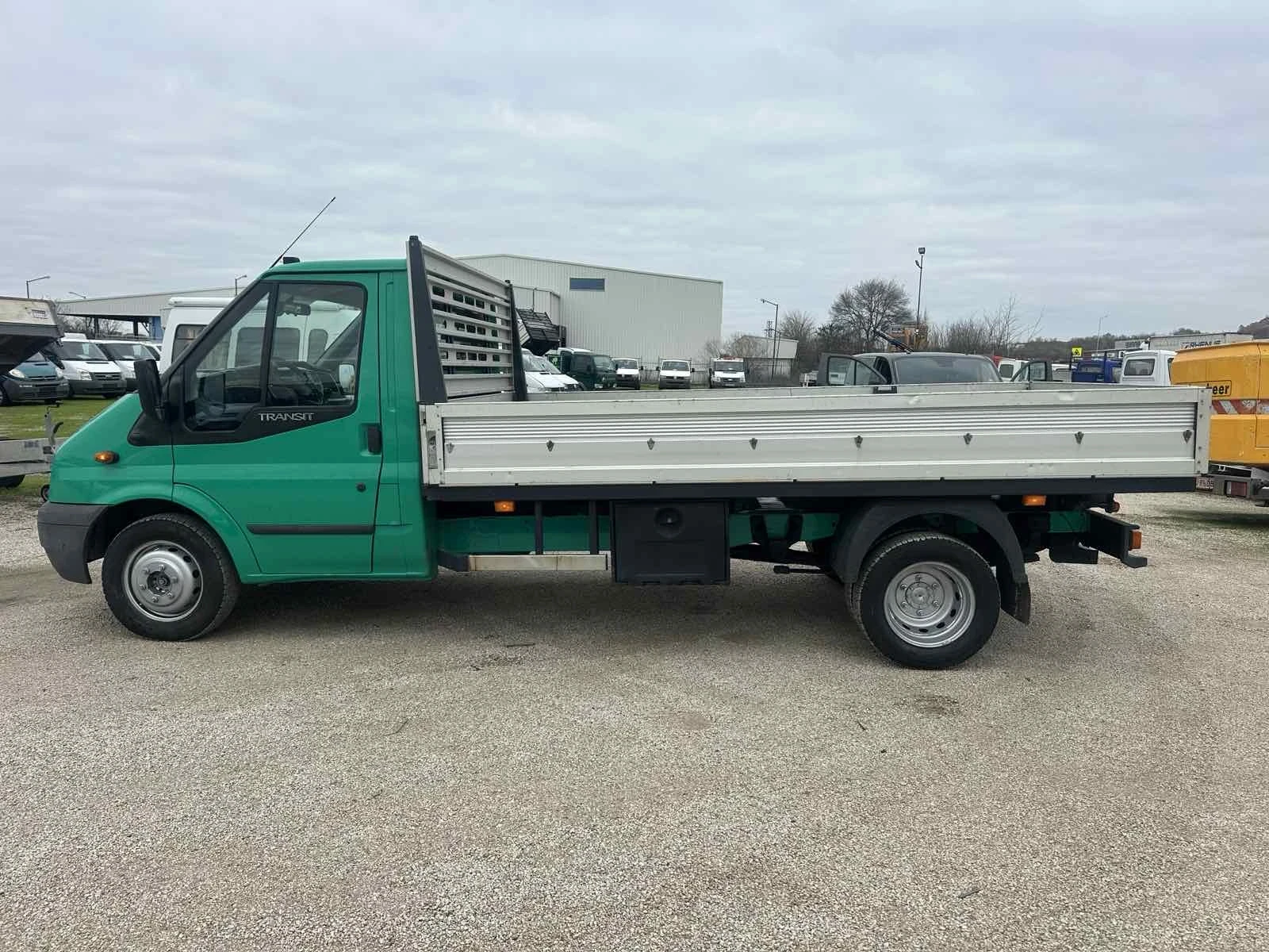 Ford Transit БОРДОВИ - изображение 8