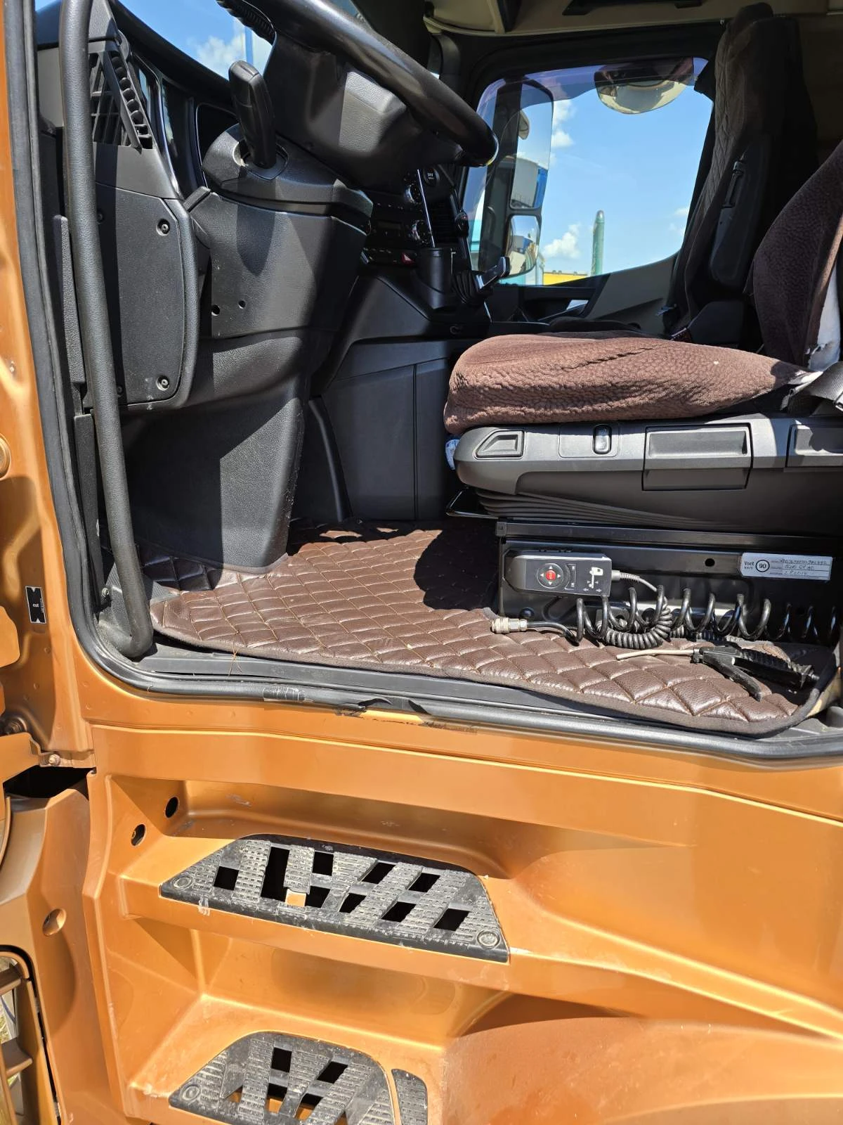 Mercedes-Benz Actros 1845 - изображение 2