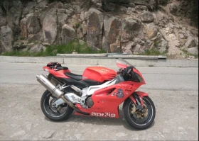     Aprilia RSV4    