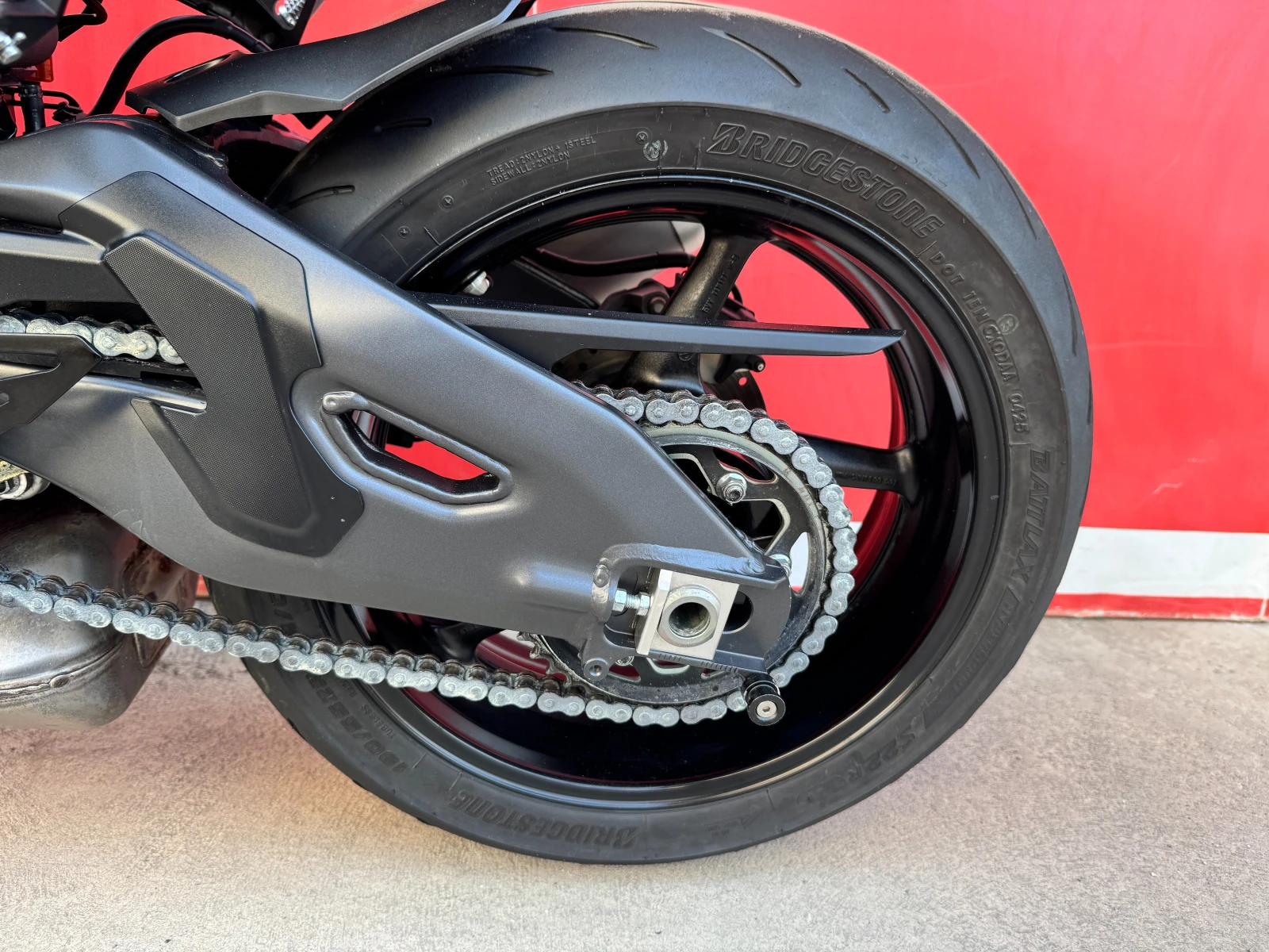 Yamaha Mt-10, снимка 13 - Мотоциклети и мототехника - 53904480