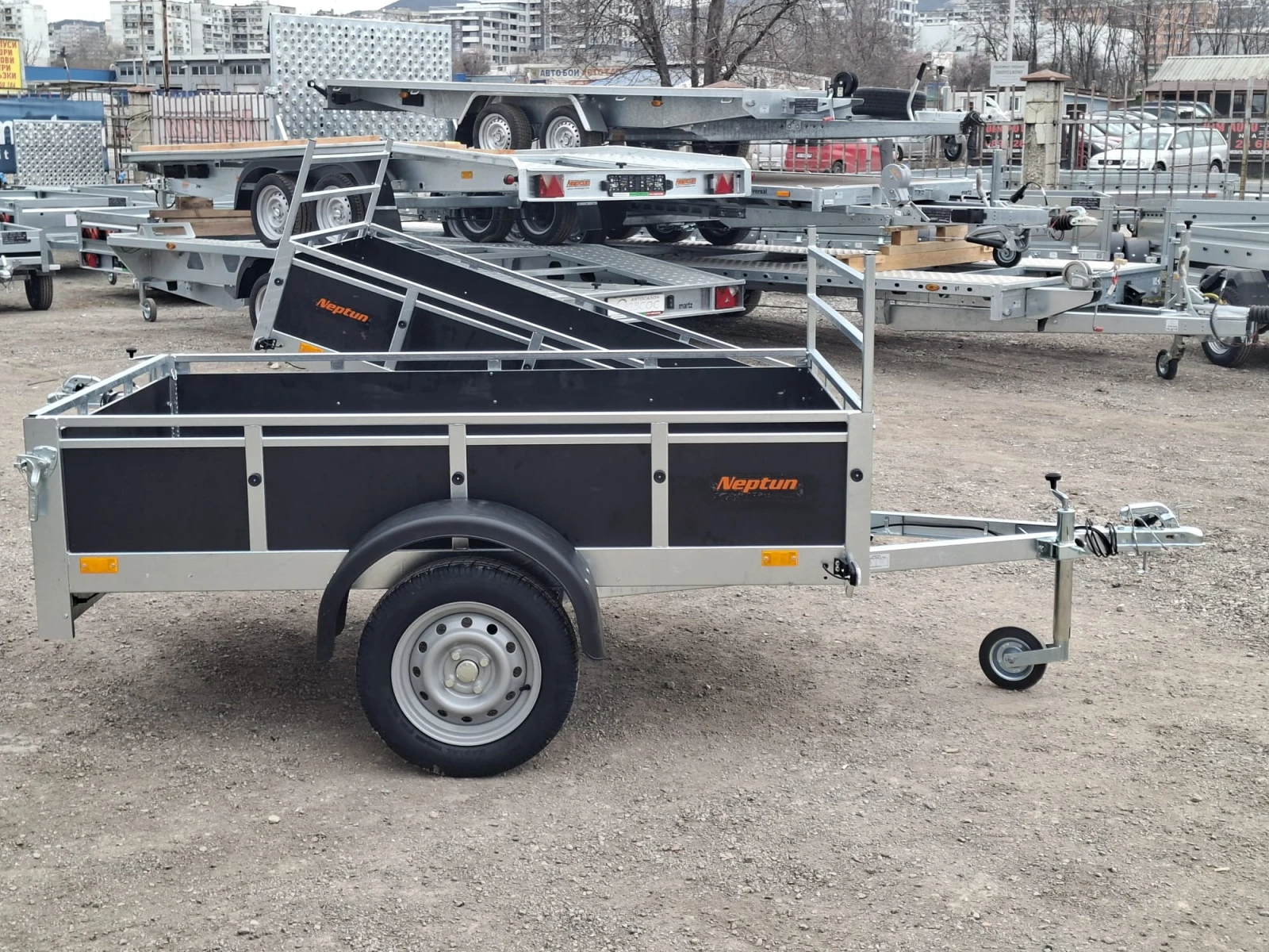 За автомобил Neptun N7-202 TRAIL WOOD, снимка 2 - Ремаркета - 53904974