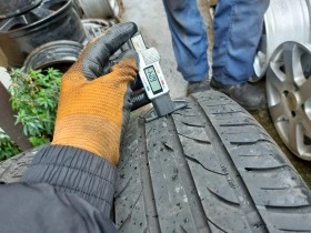 Гуми Летни 225/50R16, снимка 3 - Гуми и джанти - 41246599