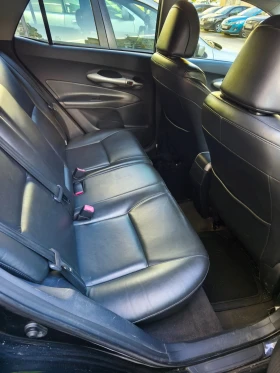 Toyota Auris, снимка 10