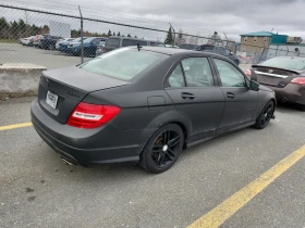 Mercedes-Benz C 300 * * CARFAX * * АВТО КРЕДИТ * * , снимка 3