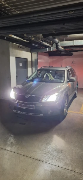 Обява за продажба на Skoda Octavia Scout ~15 500 лв. - изображение 1